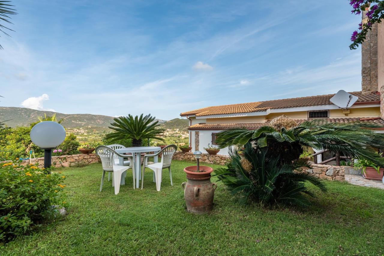 Appartamento Chia Grande Exteriér fotografie